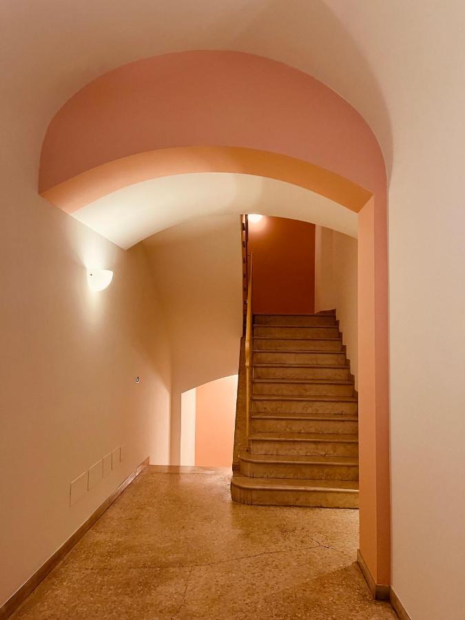 Bed and Breakfast Casa Nina Bologna Centro Экстерьер фото